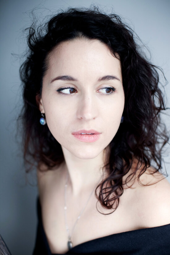 Ksenia Antonova opera singer portrait photo